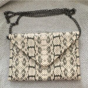 Elegant Snake Print Clutch bag
